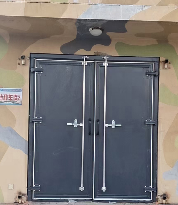 陕西工业平开门