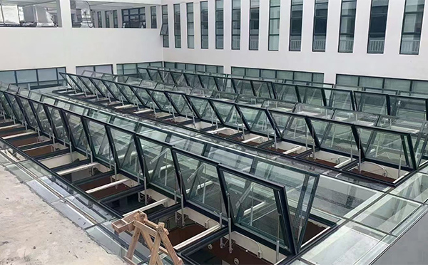 百安科技有限公司近期陕西排烟窗项目案例分享 百安科技有限公司近期陕西排烟窗项目案例分享