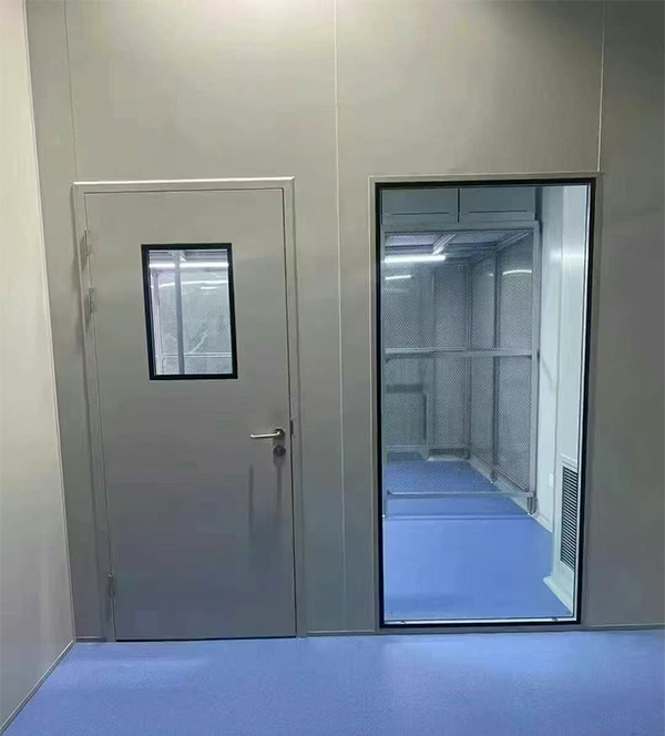 学校教学楼完成陕西防火门标准化安装